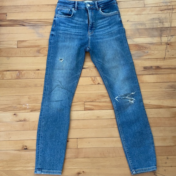 Zara Women’s Jeans (Size 6) - Picture 2 of 2